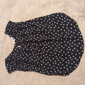 Scoop neck sleeveless chiffon blouse